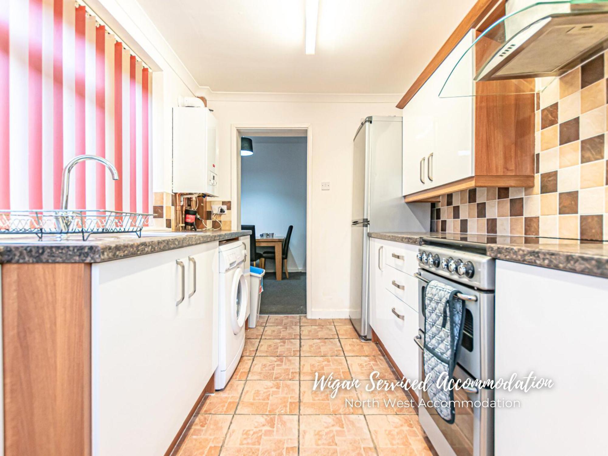 Wigan Serviced Accommodation Buitenkant foto