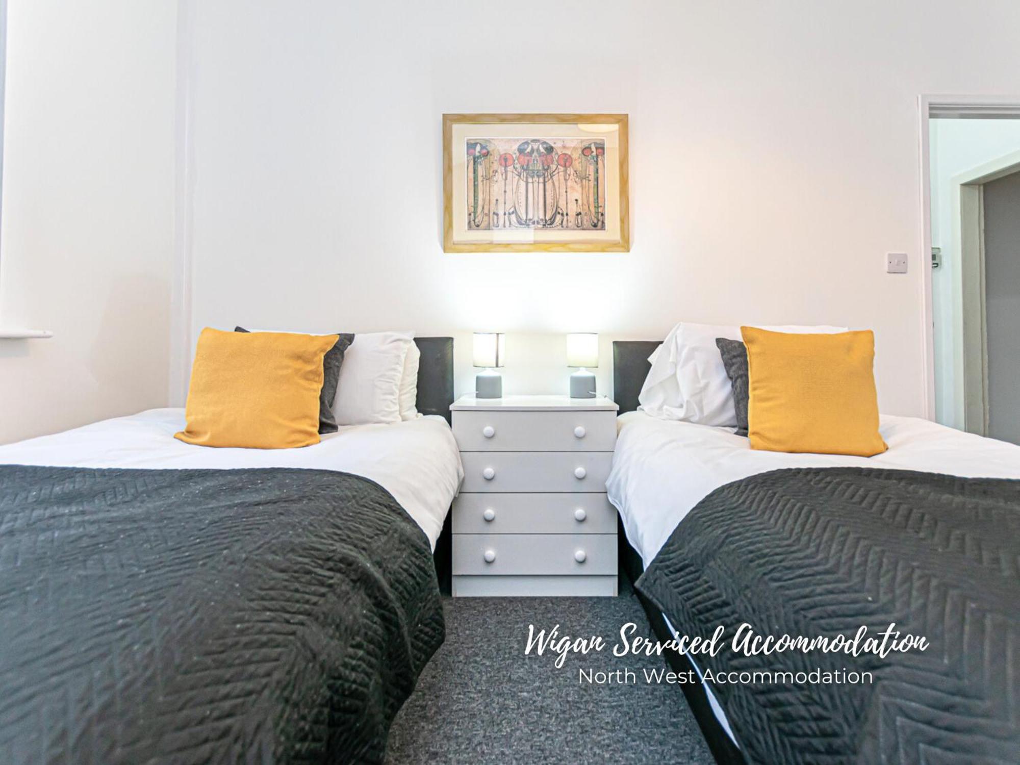 Wigan Serviced Accommodation Buitenkant foto