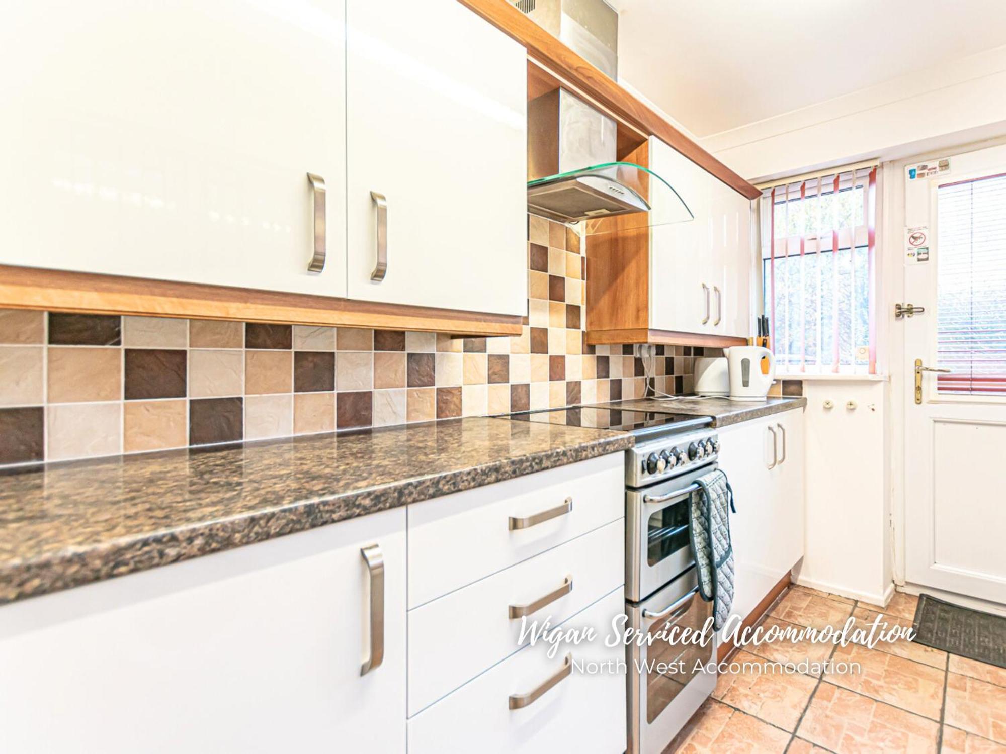 Wigan Serviced Accommodation Buitenkant foto
